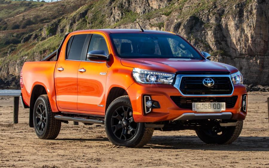 Toyota Hilux Invincible X Double Cab (UK) '2018